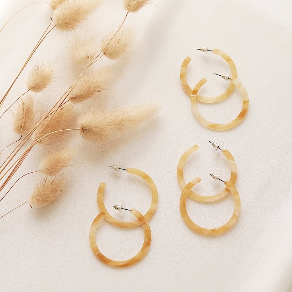 SoldOut11thStreet - Picture 2 of 6